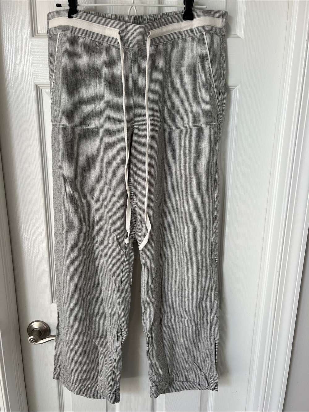 Caslon Gray Drawstring Linen-Blend Joggers, Size M